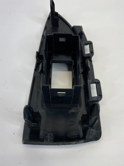 2010-2015 TOYOTA PRIUS REAR RIGHT SIDE DOOR POWER WINDOW SWITCH BEZEL 7427147060