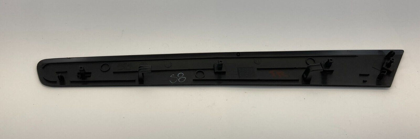 2011-2014 Volkswagen Jetta Front Right Side Door Panel Trim Molding 5C6-867-440