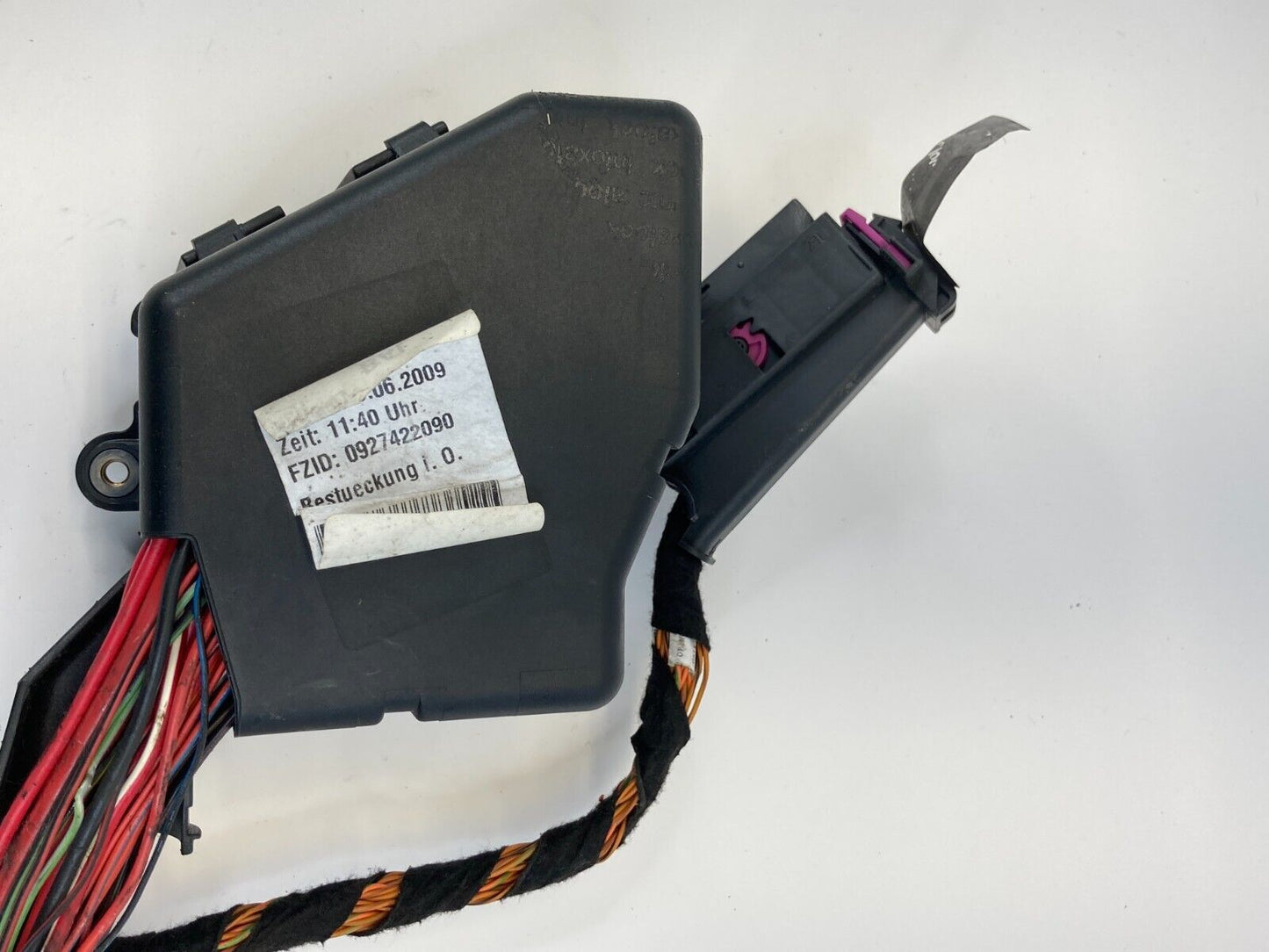 2005-2011 Audi A6 Quattro 3.2L A/T Interior Compartment Fuse Relay Box Assy OEM