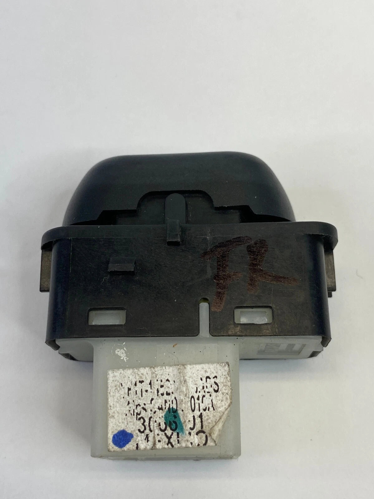 2001-2007 FORD ESCAPE FRONT RIGHT PASSENGER SIDE DOOR WINDOW CONTROL SWITCH