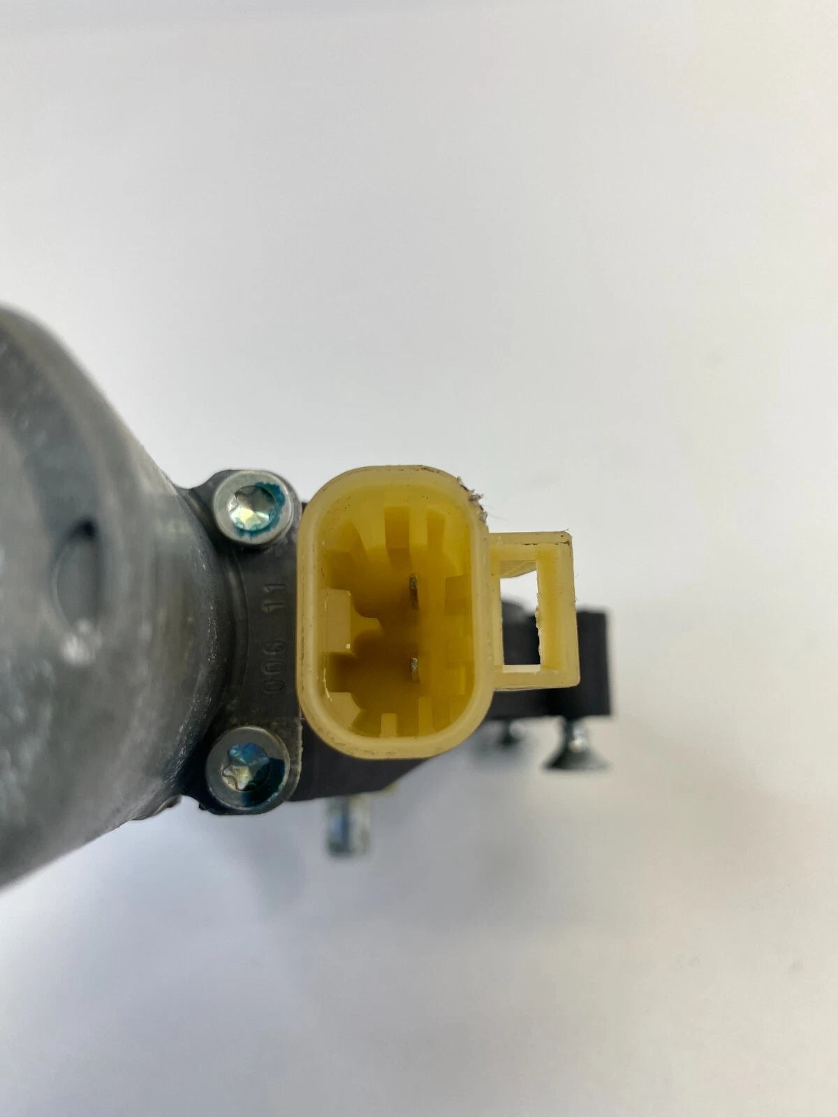 08-12 CHEVROLET MALIBU 07-09 AURA REAR LEFT SIDE DOOR WINDOW MOTOR 0130822365