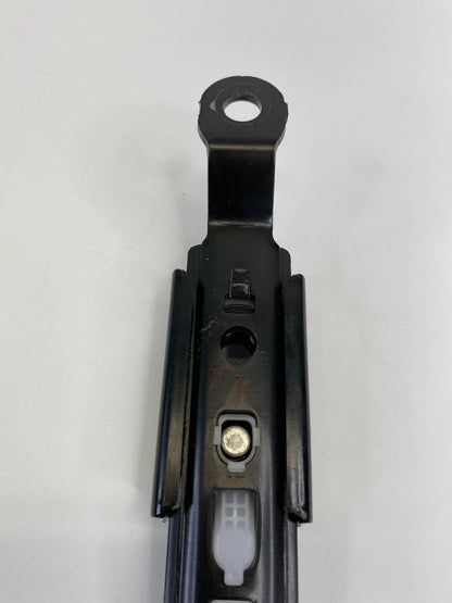 05-08 TOYOTA COROLLA FRONT RIGHT PASSENGER SIDE SEAT BELT HEIGHT ADJUSTER OEM