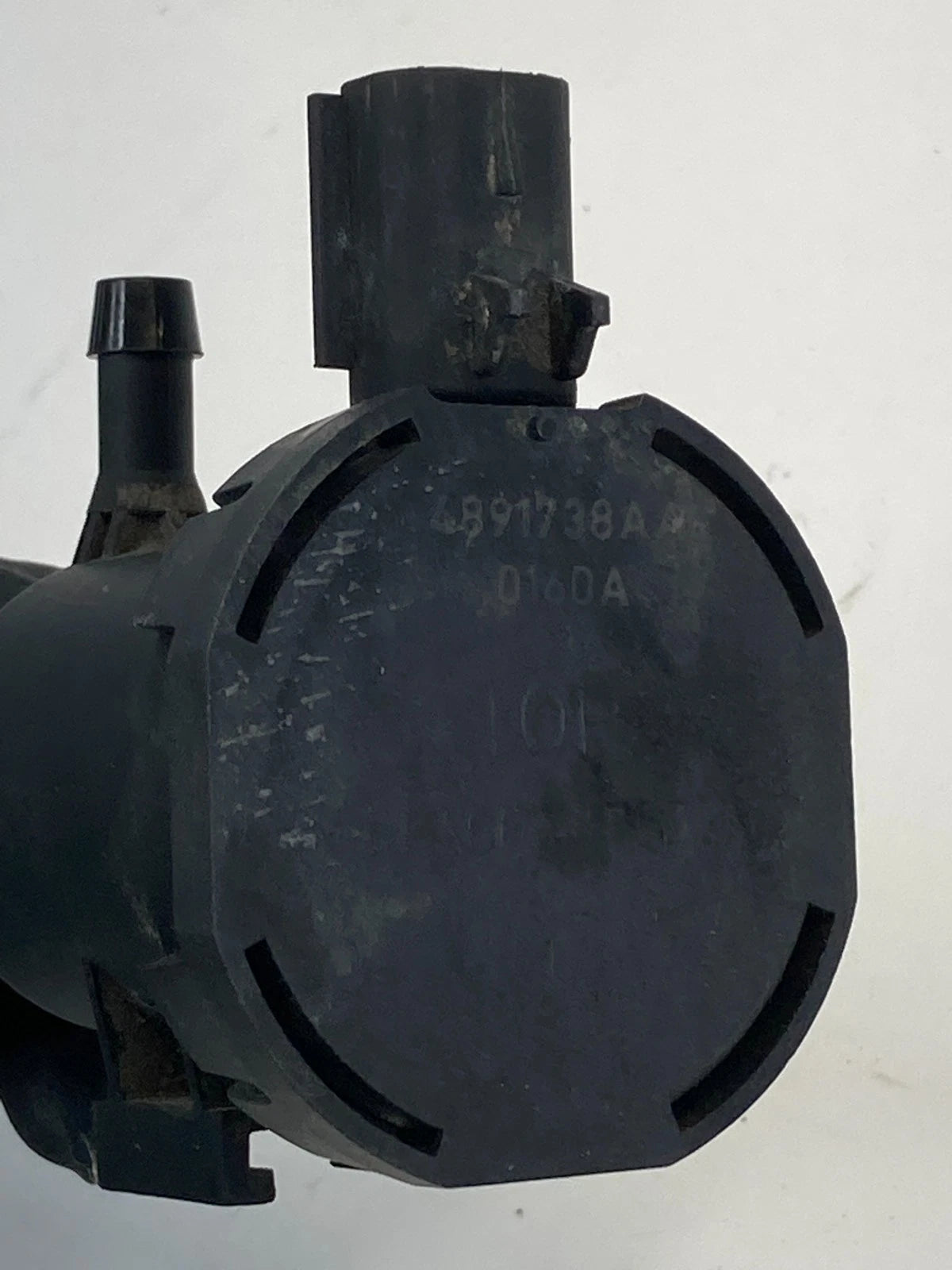 2008-2019 DODGE CHARGER CHYRSLER 300 LINEAR PURGE VALVE 4891738AA OEM