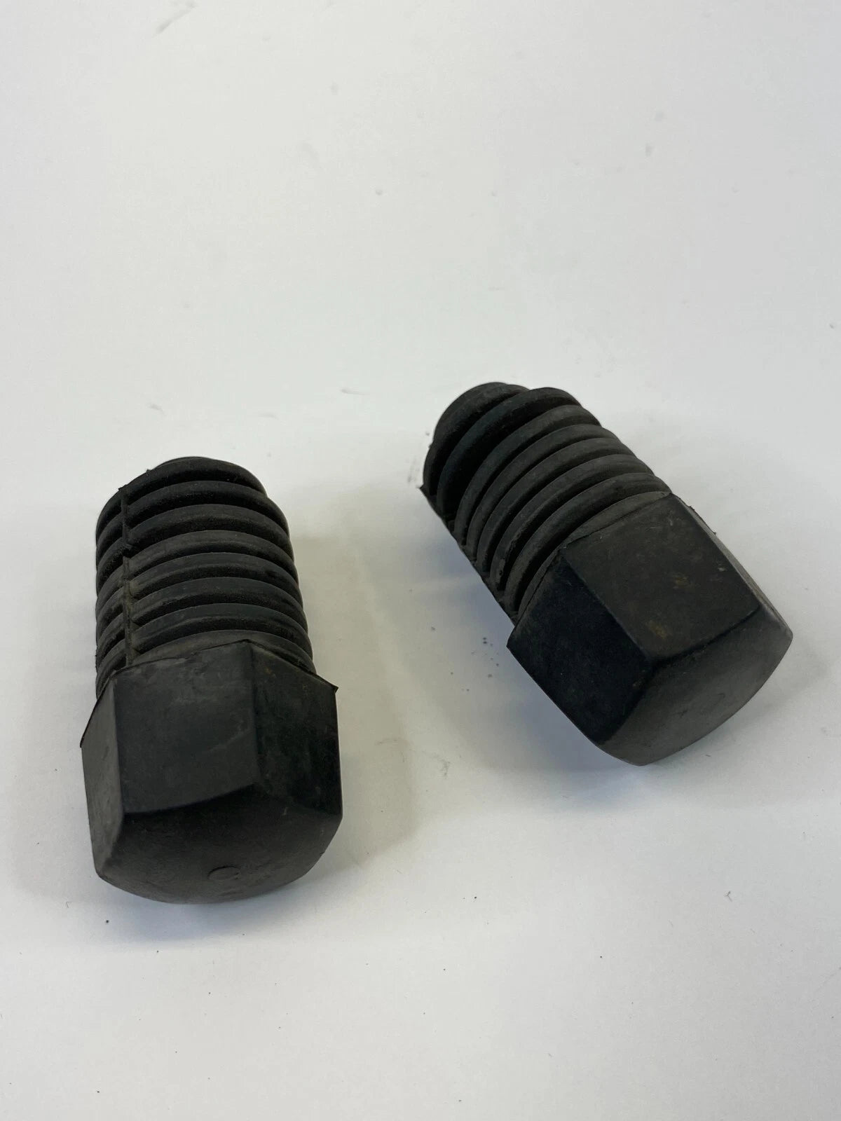 2008-2017 CHEVROLET EQUINOX FRONT HOOD BUMPER RUBBER ADJUST PAIR SET OEM