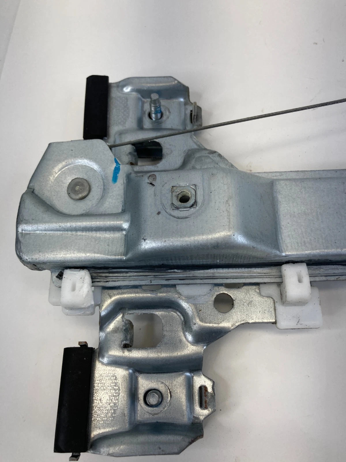 12-17 CHEVROLET EQUINOX REAR LEFT DOOR WINDOW REGULATOR W/MOTOR 98820-J305 OEM