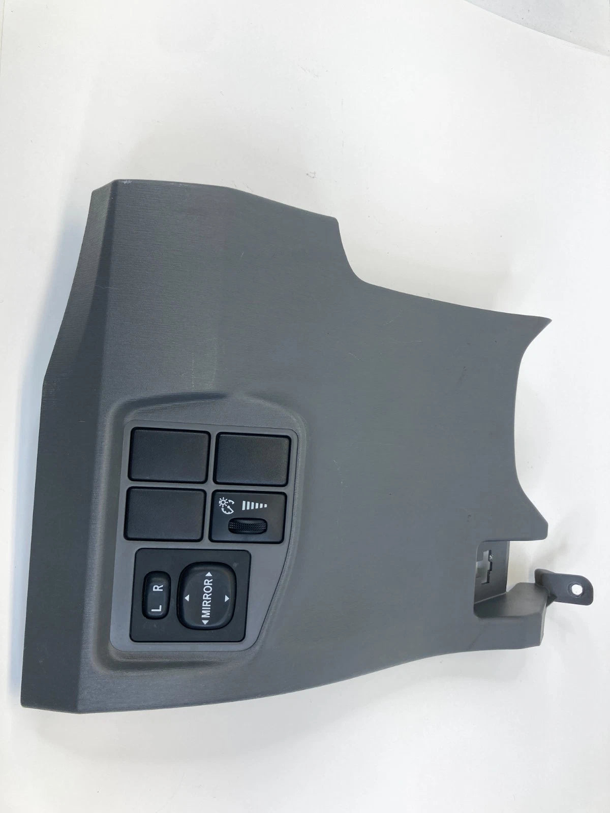 2010 2011 TOYOTA PRIUS DASH LEFT DRIVER LOWER PANEL COVER W SWITCHES 55480-47020