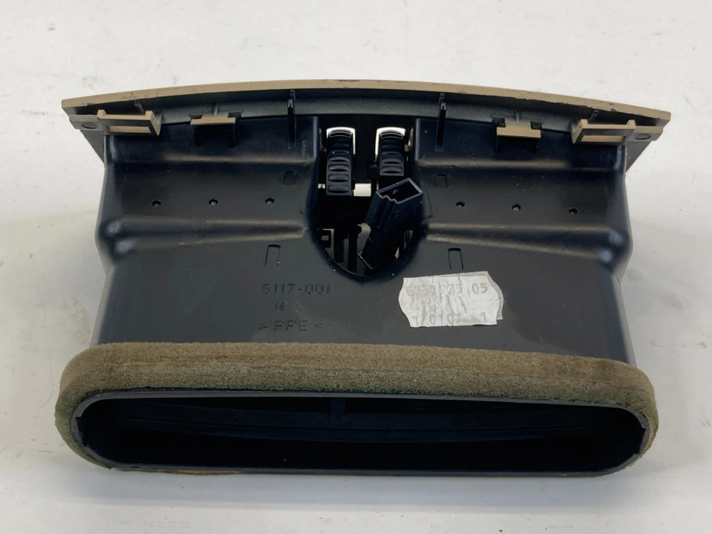 04 05 06 07 BMW 525I REAR CENTER CONSOLE DUAL AIR A/C VENT GRILLE 6932023 OEM
