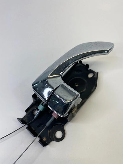 2002-2006 HYUNDAI SANTA FE REAR RIGHT SIDE INTERIOR DOOR HANDLE ASSEMBLY