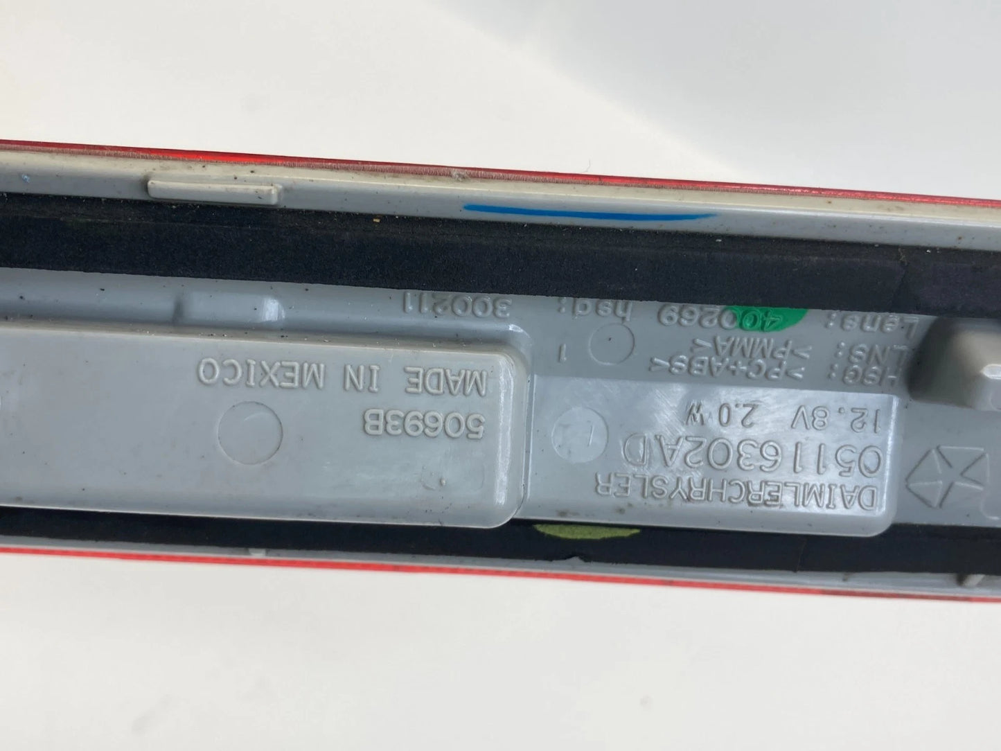 2006-2016 DODGE JOURNEY 3RD THIRD BRAKE LIGHT HIGH MOUNT STOP LAMP 05116302AD