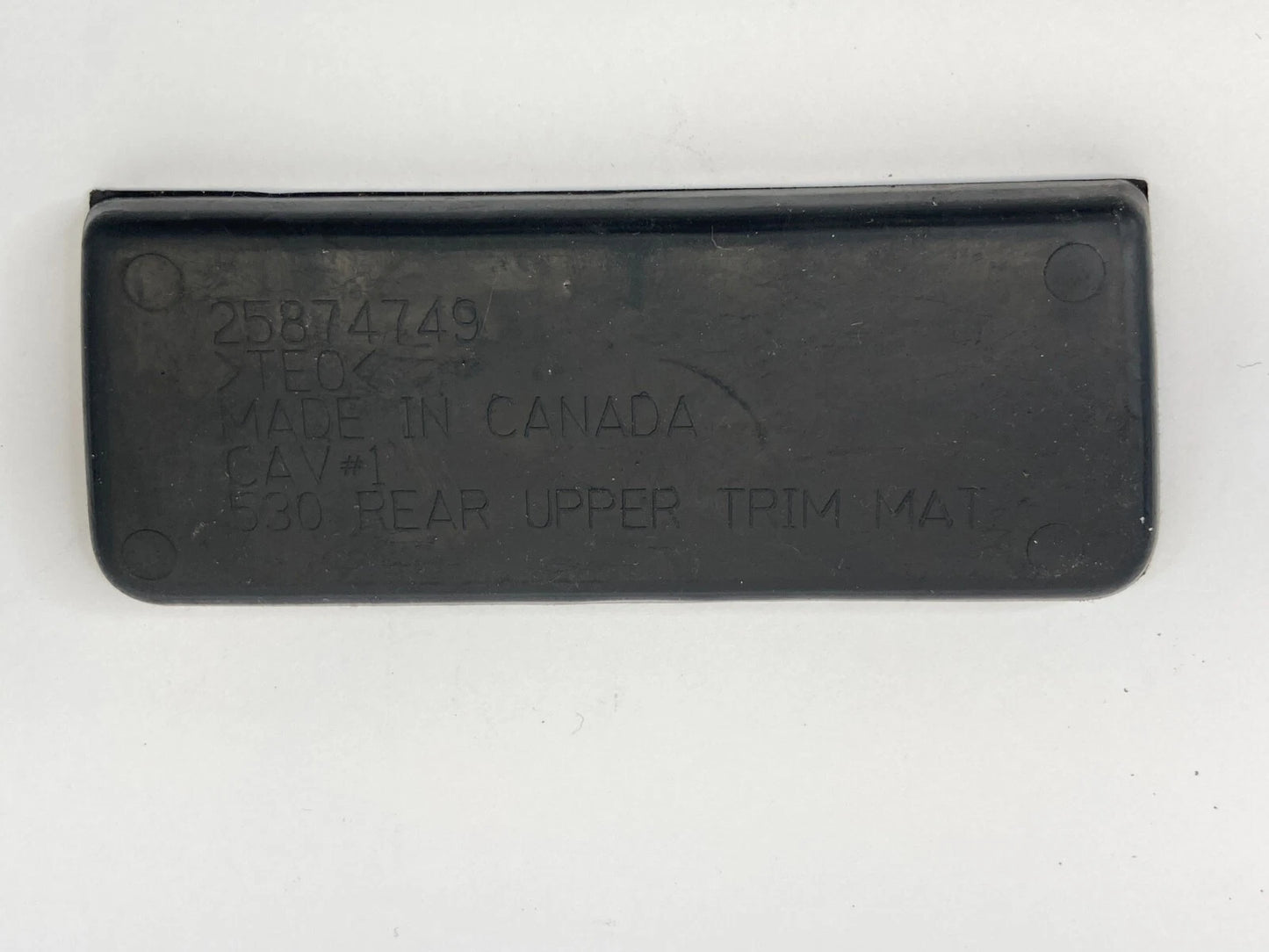 2010-2017 CHEVROLET EQUINOX FLOOR CENTER CONSOLE COMPARTMENT LINER MAT 25874749