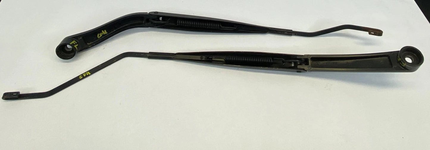 2011-2016 CHEVROLET CRUZE FRONT LEFT AND RIGHT WIPER ARM PAIR SET OEM
