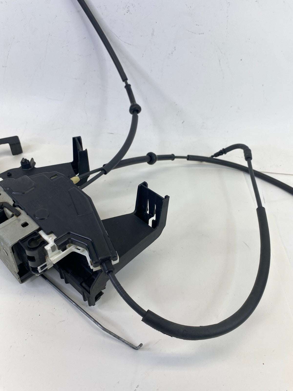 2015-2017 Chrysler 200 Front Left Door Lock Latch Release Actuator 04589913AE