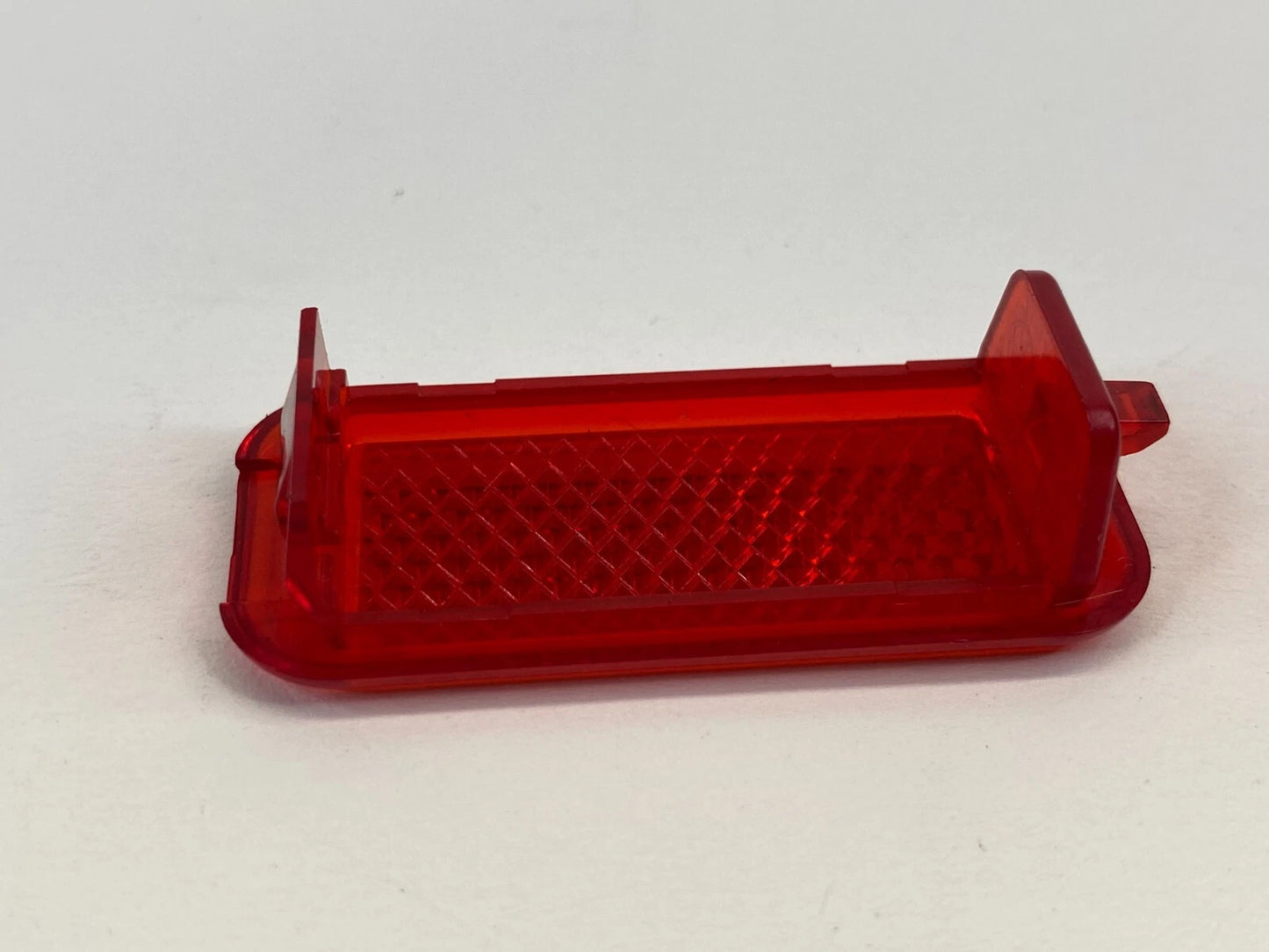 2006-2013 AUDI A3 FRONT RIGHT INNER SIDE DOOR REFLECTOR LIGHT LENS 8P0947412 OEM