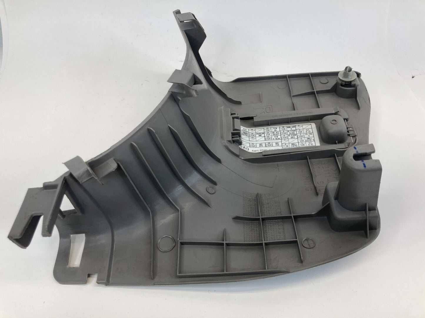 2008-2012 HONDA ACCORD FRONT RIGHT COWL KICK PANEL LID FUSE TRIM COVER 83111-TA0