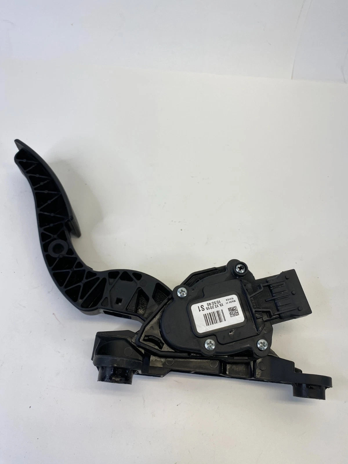 2012-2017 KIA RIO 1.6L ACCELERATOR GAS THROTTLE PEDAL ASSEMBLY 32700-1W110 OEM