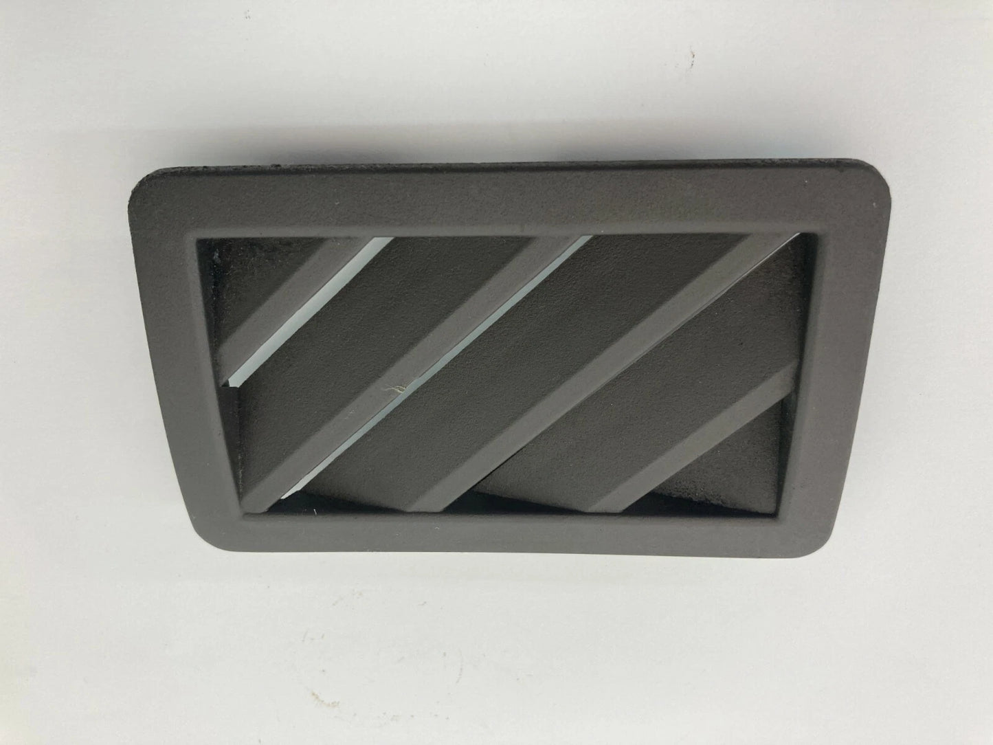 06 07 FORD FUSION FRONT RIGHT SIDE UPPER DASH AC AIR VENT GRILLE 6E5354046A76AC