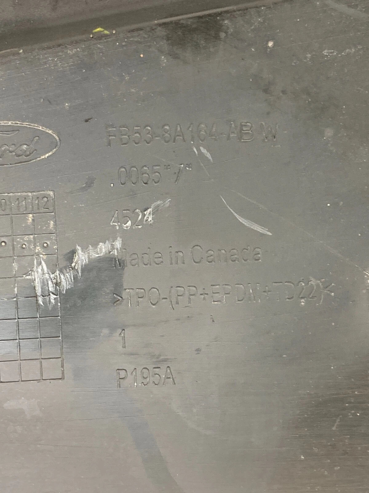 16-19 FORD EXPLORER POLICE INTERCEPTOR UPPER RADIATOR SHIELD COVER FB538A164ABW