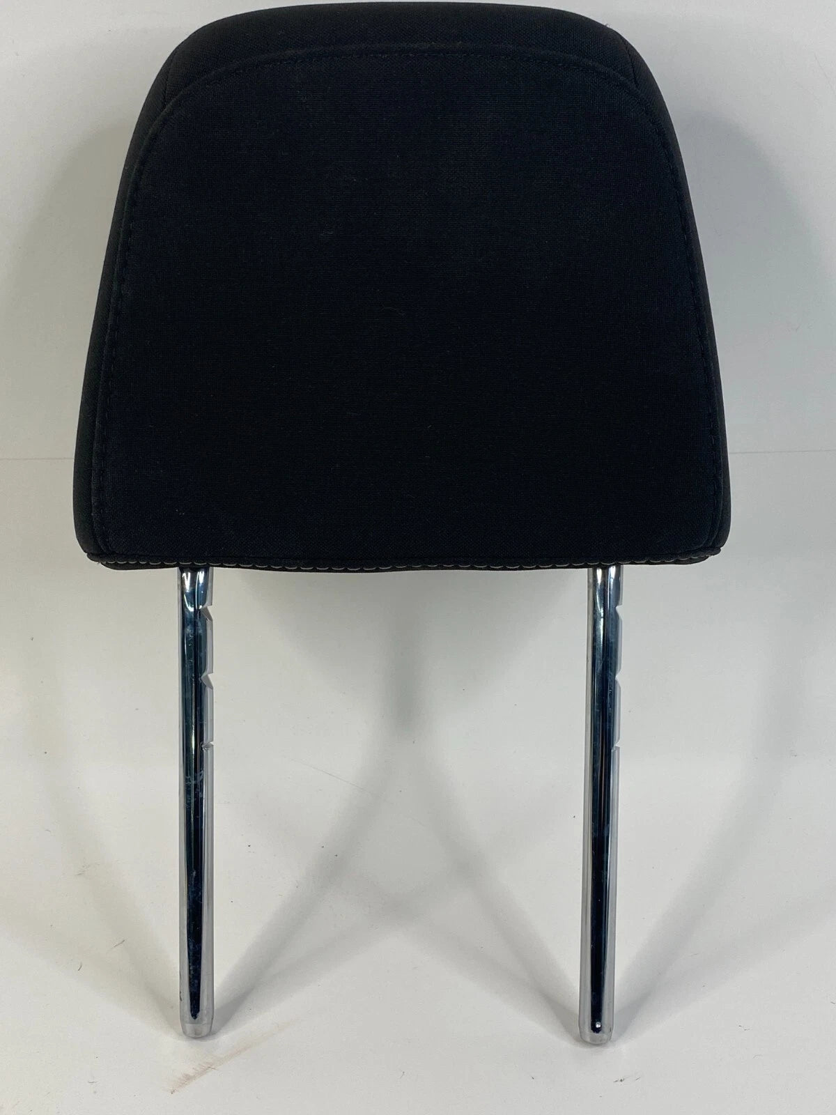 2015-2018 FORD FOCUS FRONT RIGHT SIDE SEAT HEADREST HEAD REST ASSEMBLY OEM