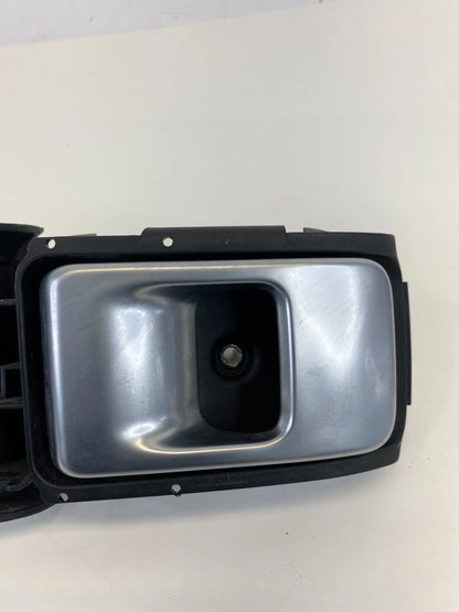 2003-2005 RANGE ROVER REAR LEFT DRIVER INSIDE INTERIOR DOOR HANDLE OEM 7026621