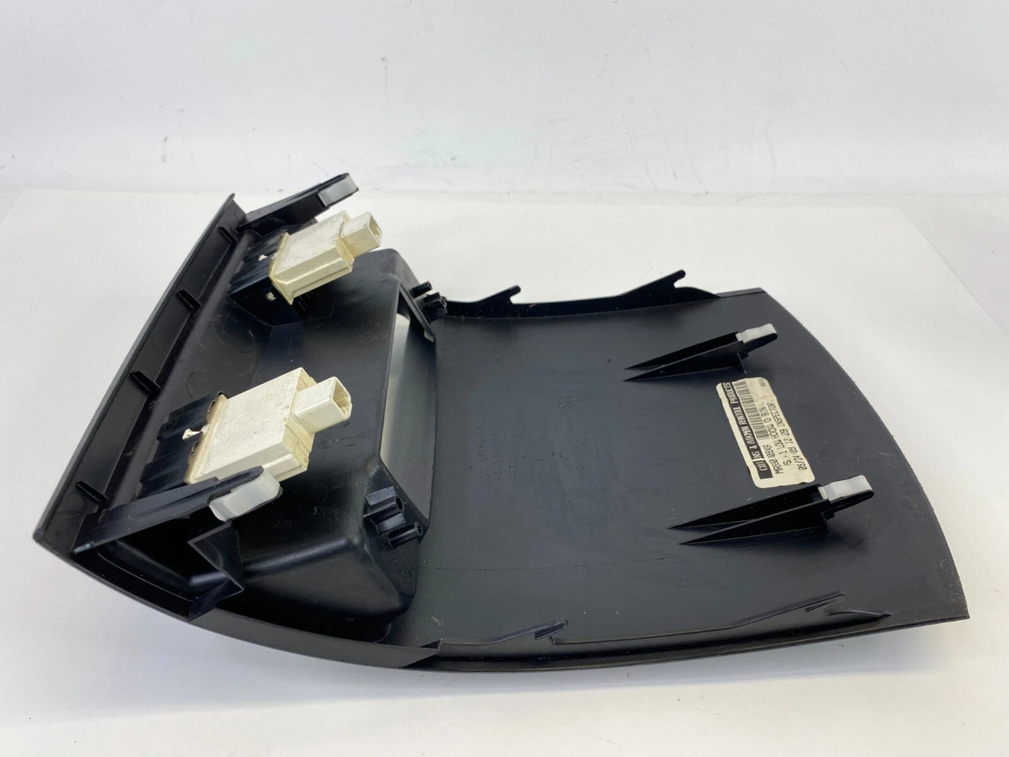 04-12 MITSUBISHI GALANT CENTER DASH DIGITAL CLOCK BEZEL TRIM COVER MR590309ZZ
