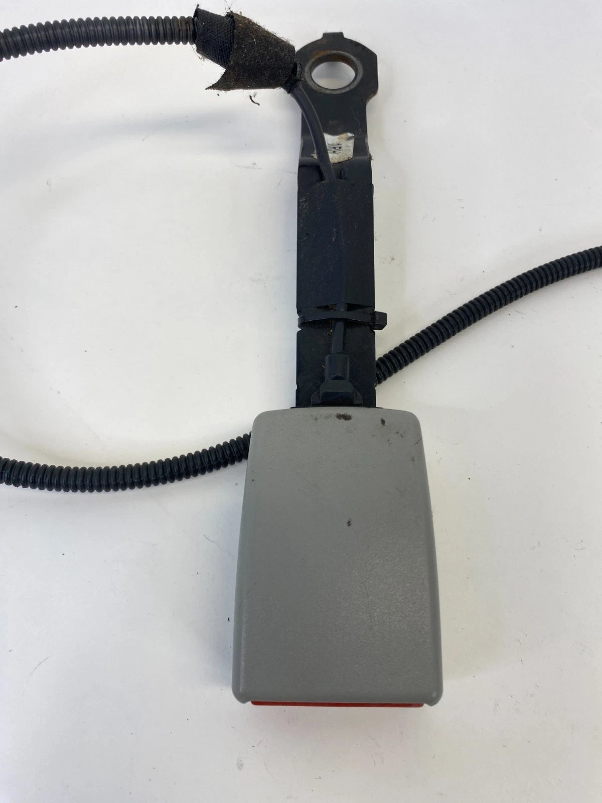 2010 2011 KIA FORTE FRONT RIGHT PASSENGER SIDE SEAT BELT BUCKLE OEM