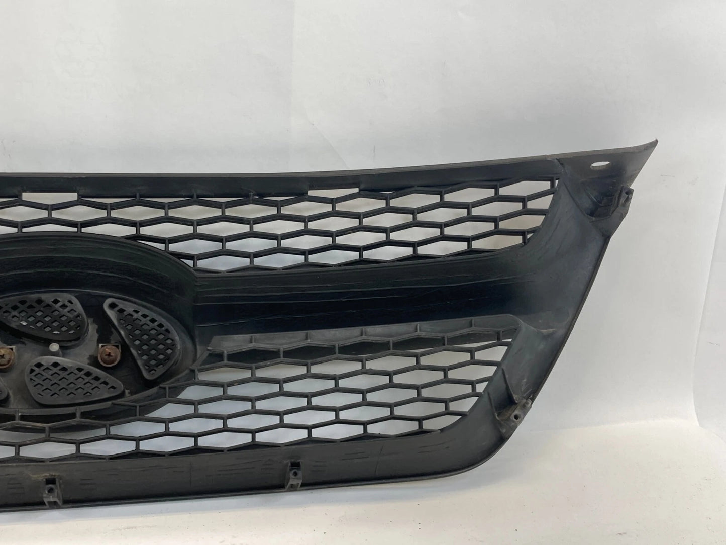 2006-2008 HYUNDAI SONATA SEDAN FRONT GRILLE GRILL MOLDING W /EMBLEM ASSEMBLY OEM