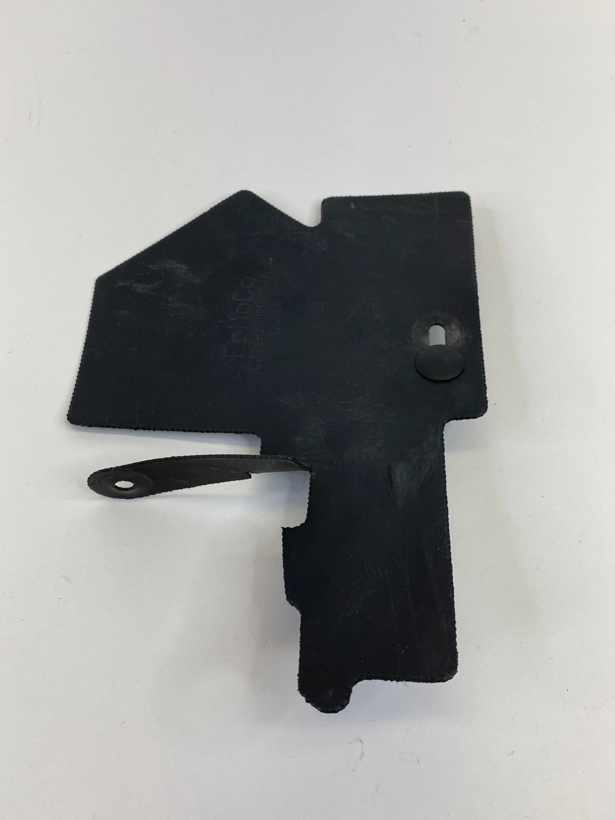 2013-2016 FORD ESCAPE FRONT LEFT DRIVER SIDE AIR SHIELD DEFLECTOR TRIM OEM