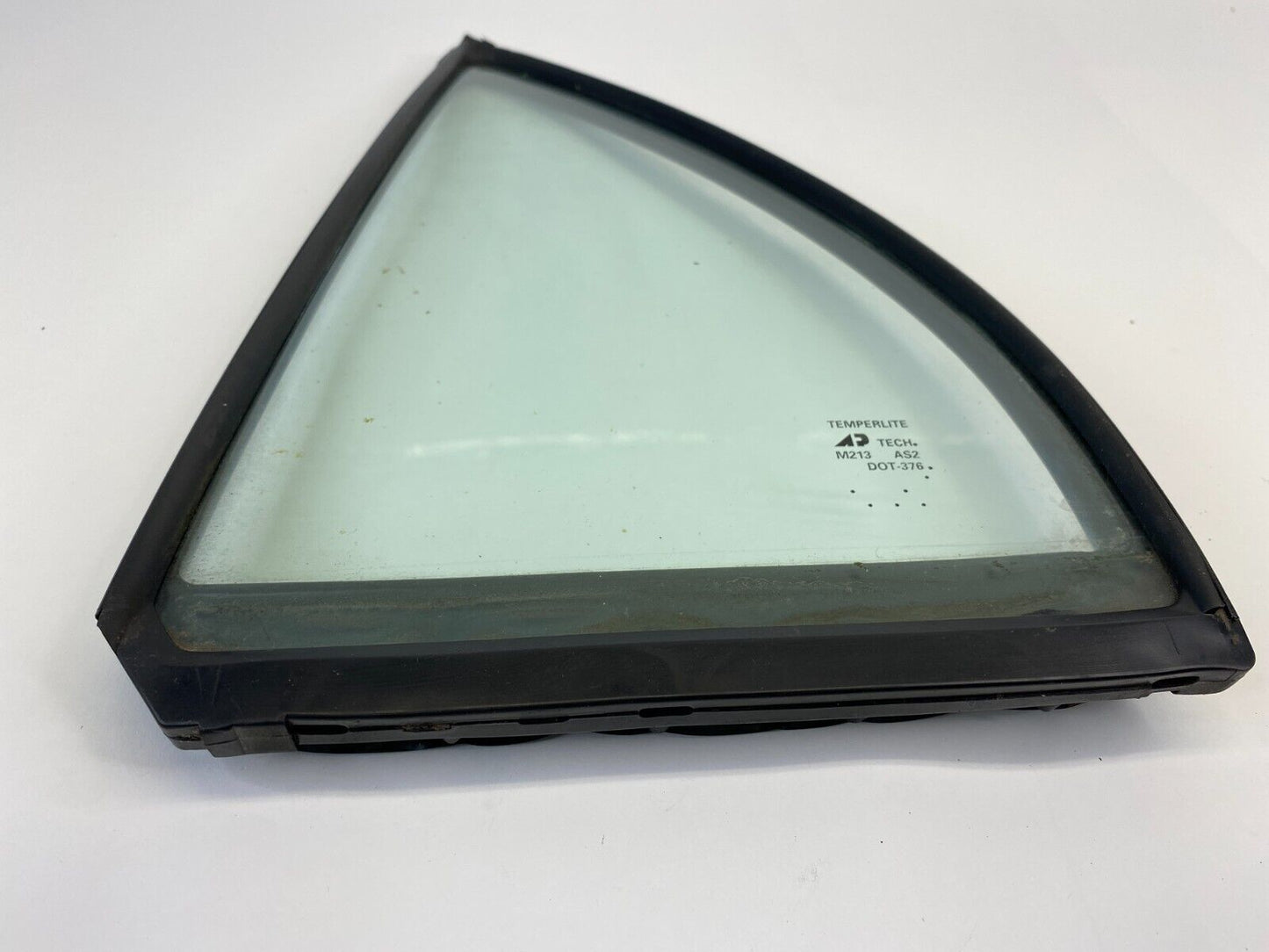 1998-2002 Toyota Corolla Rear Left Driver Quarter Vent Window Glass 68189-02020