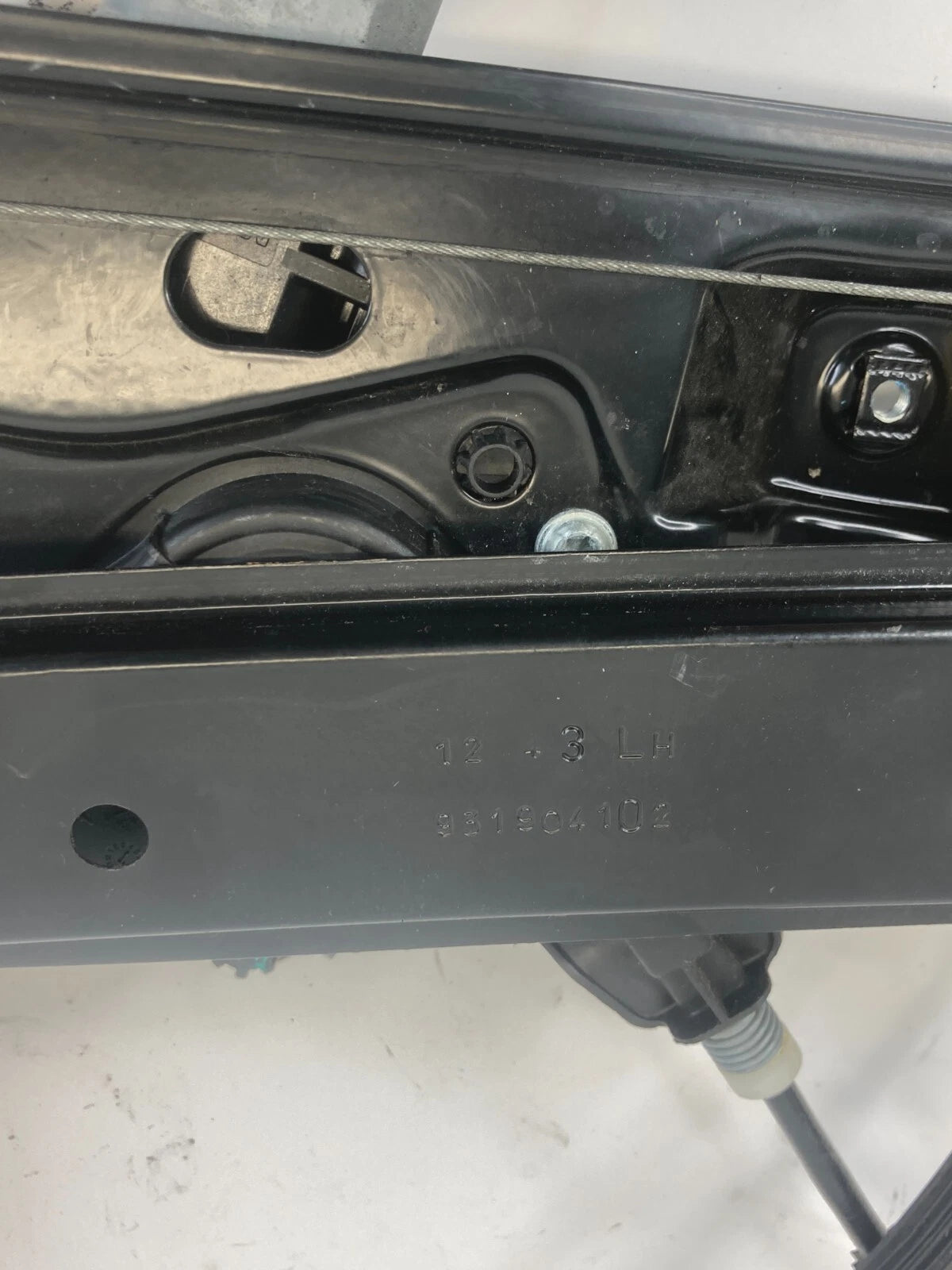 2012-2018 FORD FOCUS LEFT DRIVER SIDE WINDOW REGULATOR W/ MOTOR 931904102