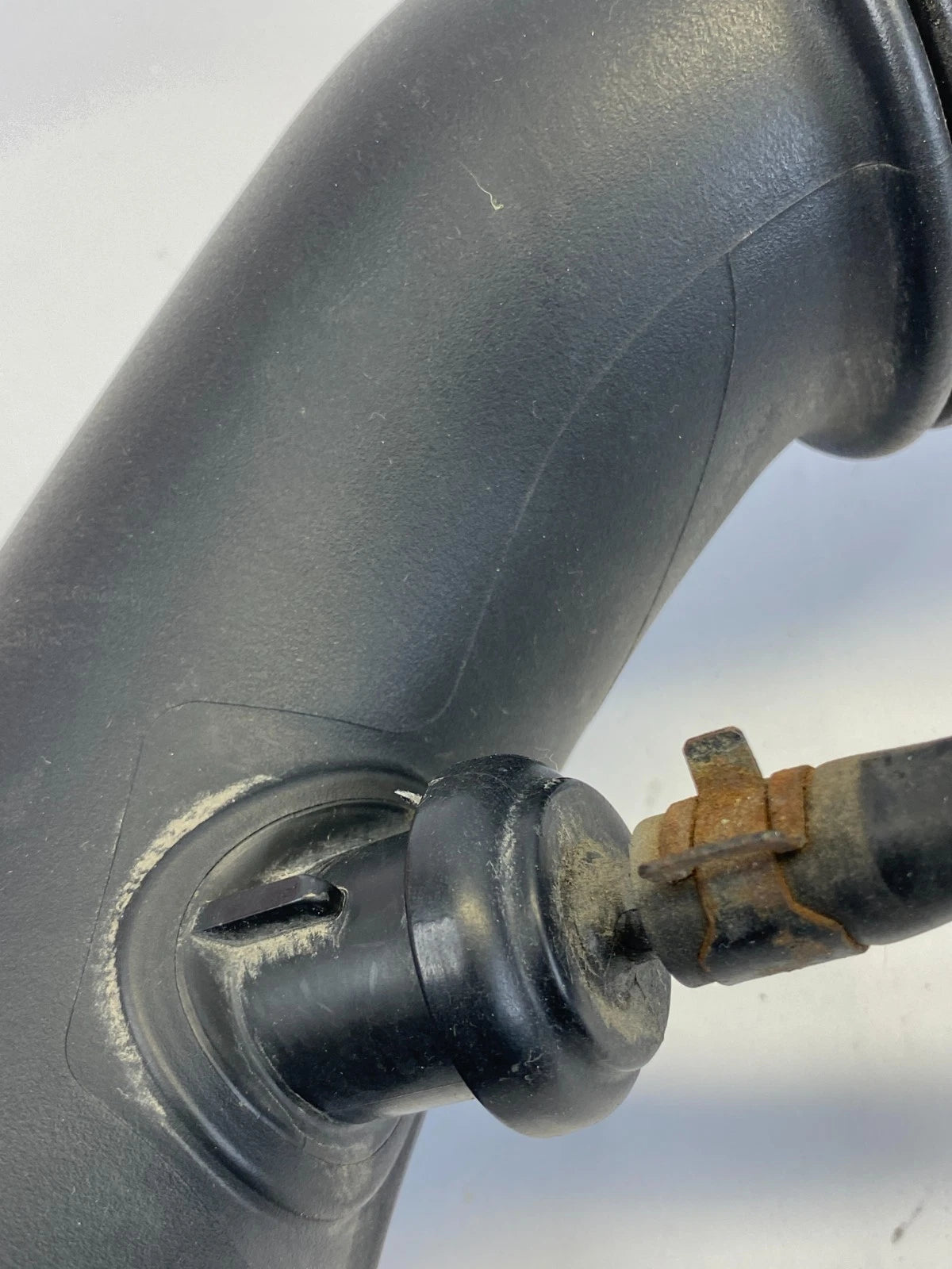 2010 2011 KIA SOUL 2.0L AIR CLEANER INTAKE TUBE DUCT PIPE HOSE 28138-2K300 OEM