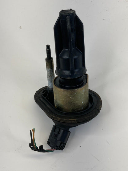 2004 2005 2006 Chevrolet Colorado 3.5L Ignition Coil Igniter Assembly OEM