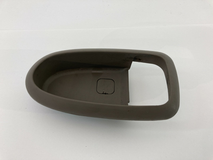 2002-2005 Hyundai Sonata Rear Right Interior Door Handle Cover 83621-3D000 OEM