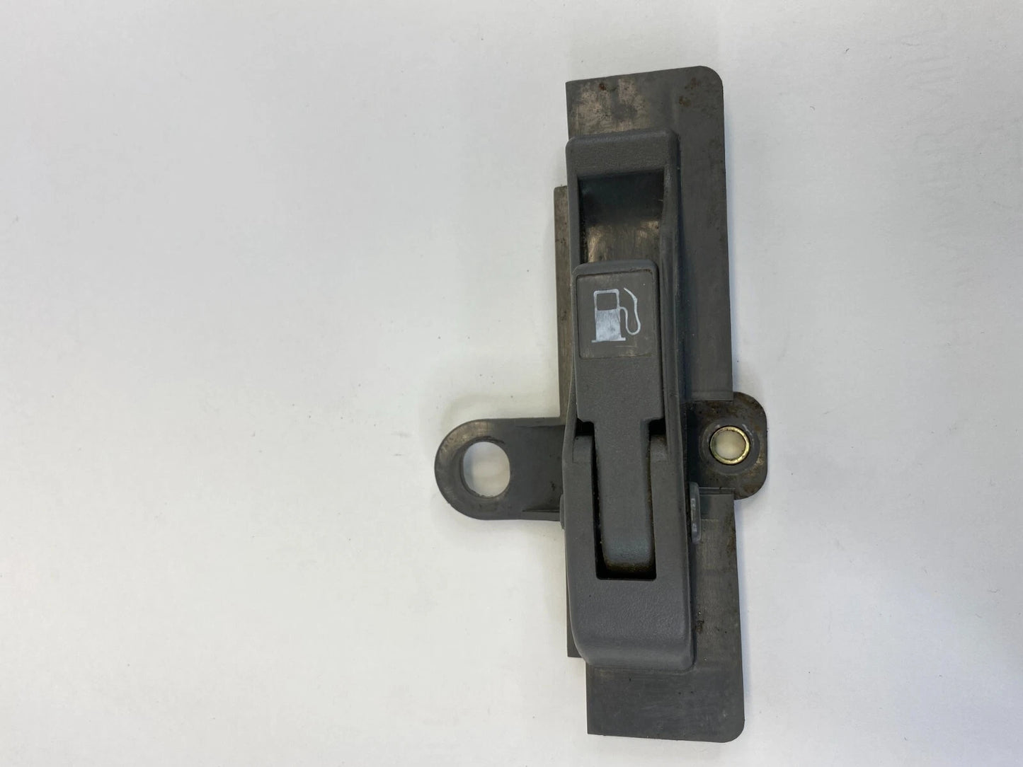 2004-2006 MAZDA MPV FUEL GAS TANK LID DOOR OPENER RELEASE HANDLE LEVER SWITCH