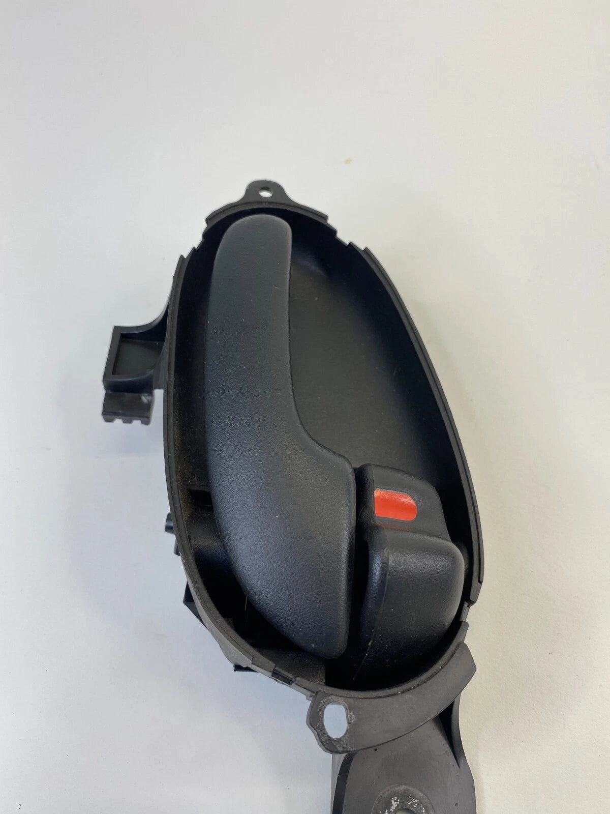 2002-2009 CHEVROLET TRAILBLAZER FRONT RIGHT PASSENGER SIDE INTERIOR DOOR HANDLE