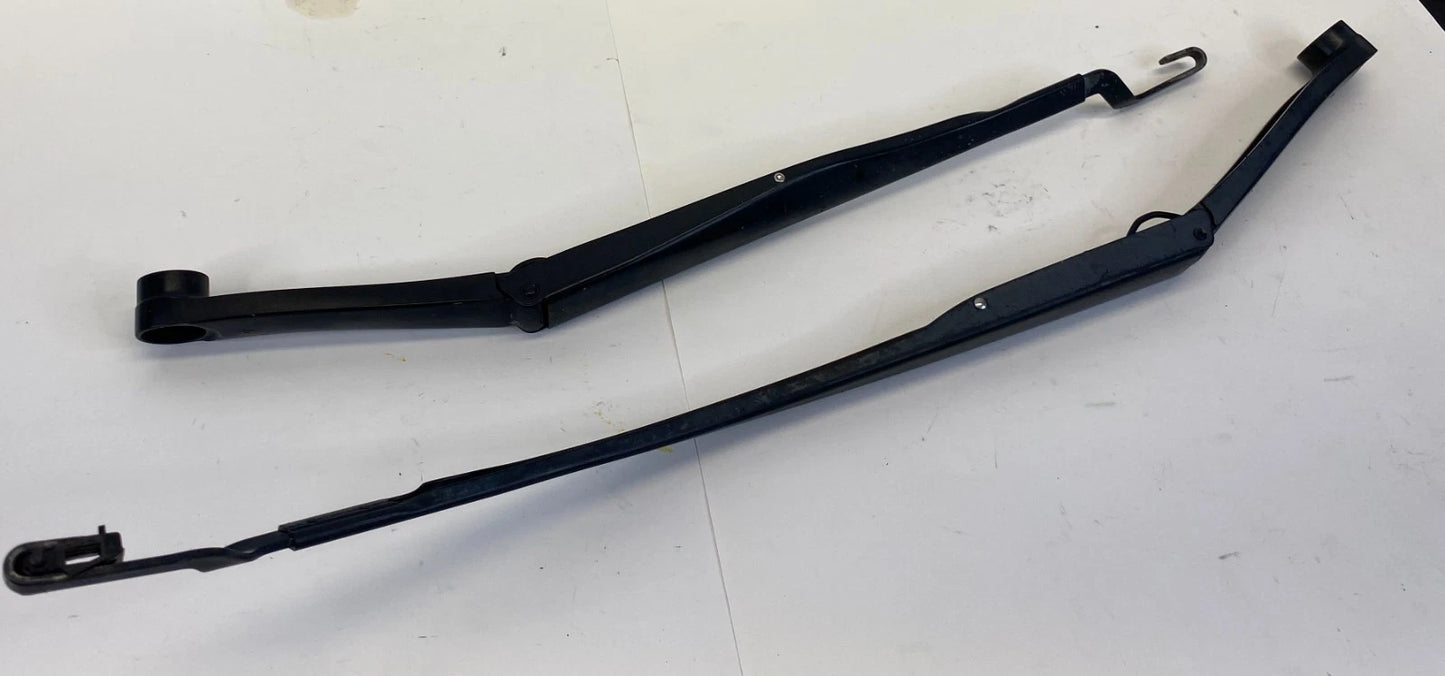 2011-2014 HYUNDAI SONATA GLS SEDAN FRONT LEFT & RIGHT WIPER ARM PAIR OEM