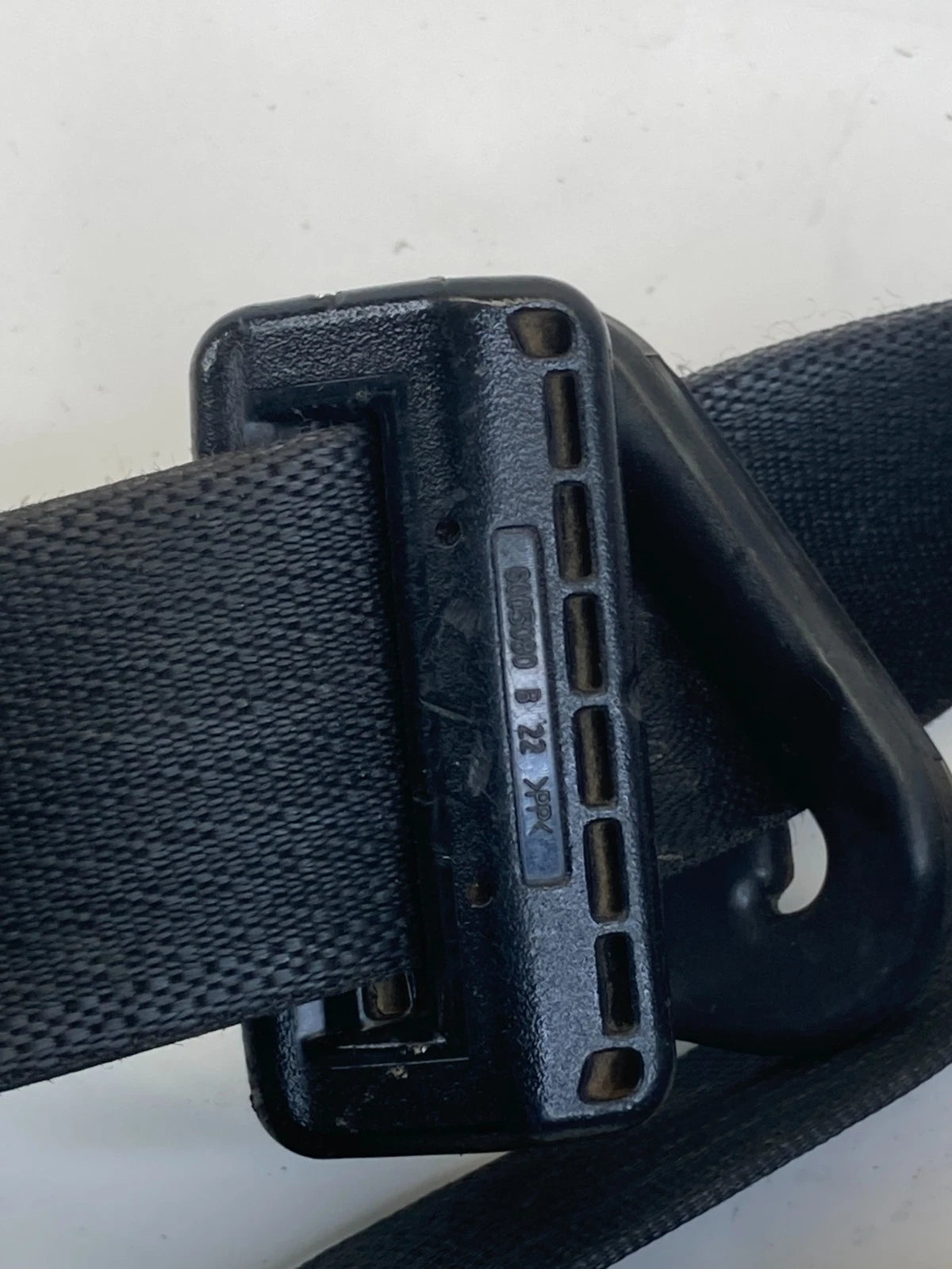 2005-2007 MERCURY MARINER FRONT LEFT SIDE SEAT BELT RETRACTOR P606621748B OEM