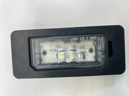 2007 2008 BMW 328XI SEDAN REAR TRUNK LICENSE PLATE LIGHT LAMP OEM