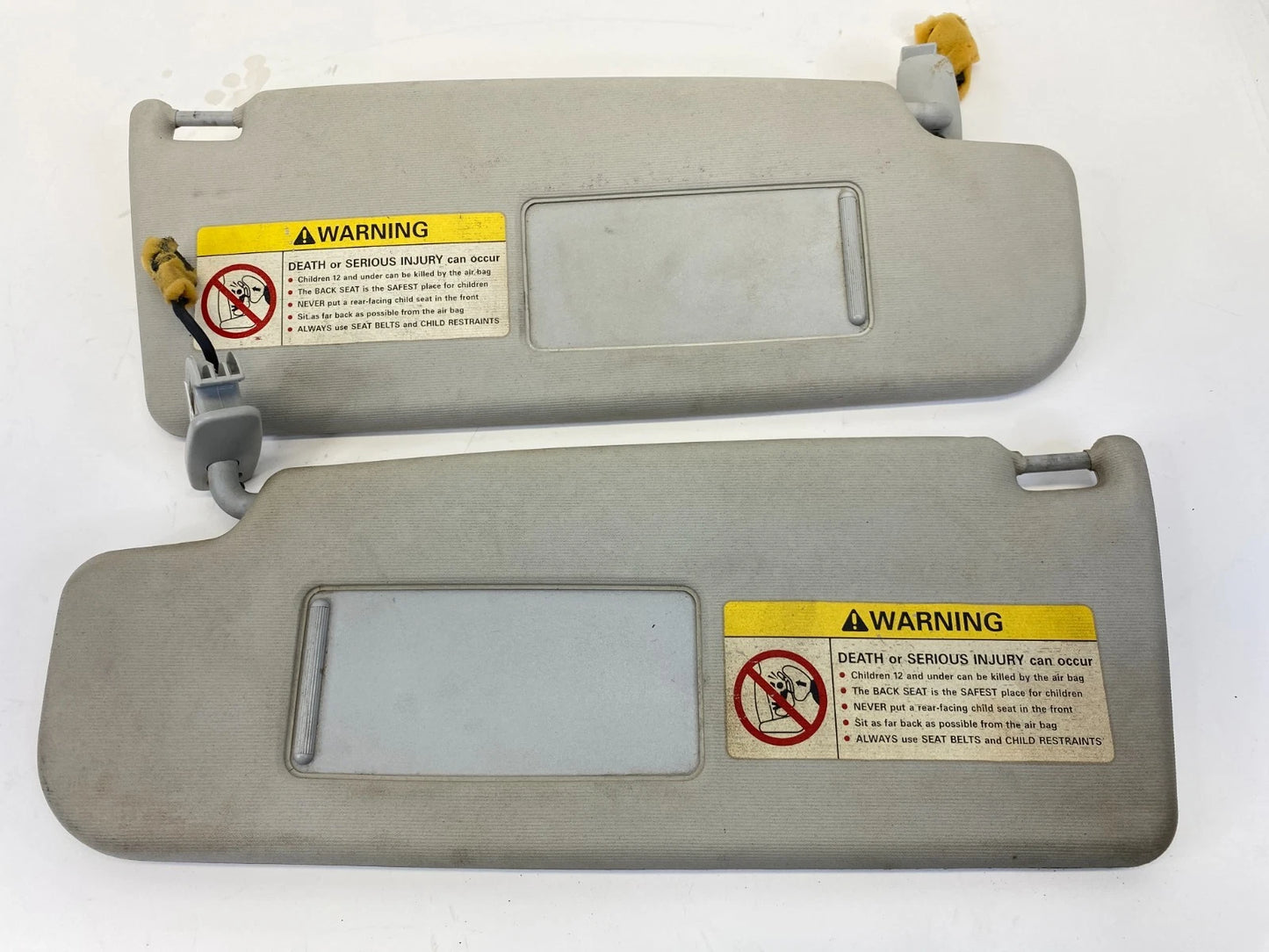 99-05 VOLKSWAGEN JETTA RIGHT PASSENGER & LEFT DRIVER SUNVISOR PAIR SUN VISOR SET