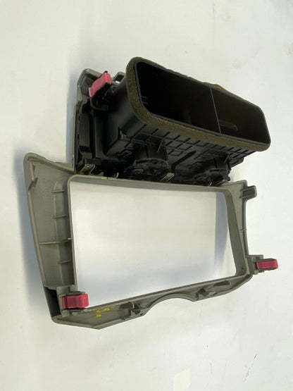 2009-2011 TOYOTA YARIS CENTER DASH RADIO BEZEL TRIM W/ AIR VENTS OEM 55405-52580