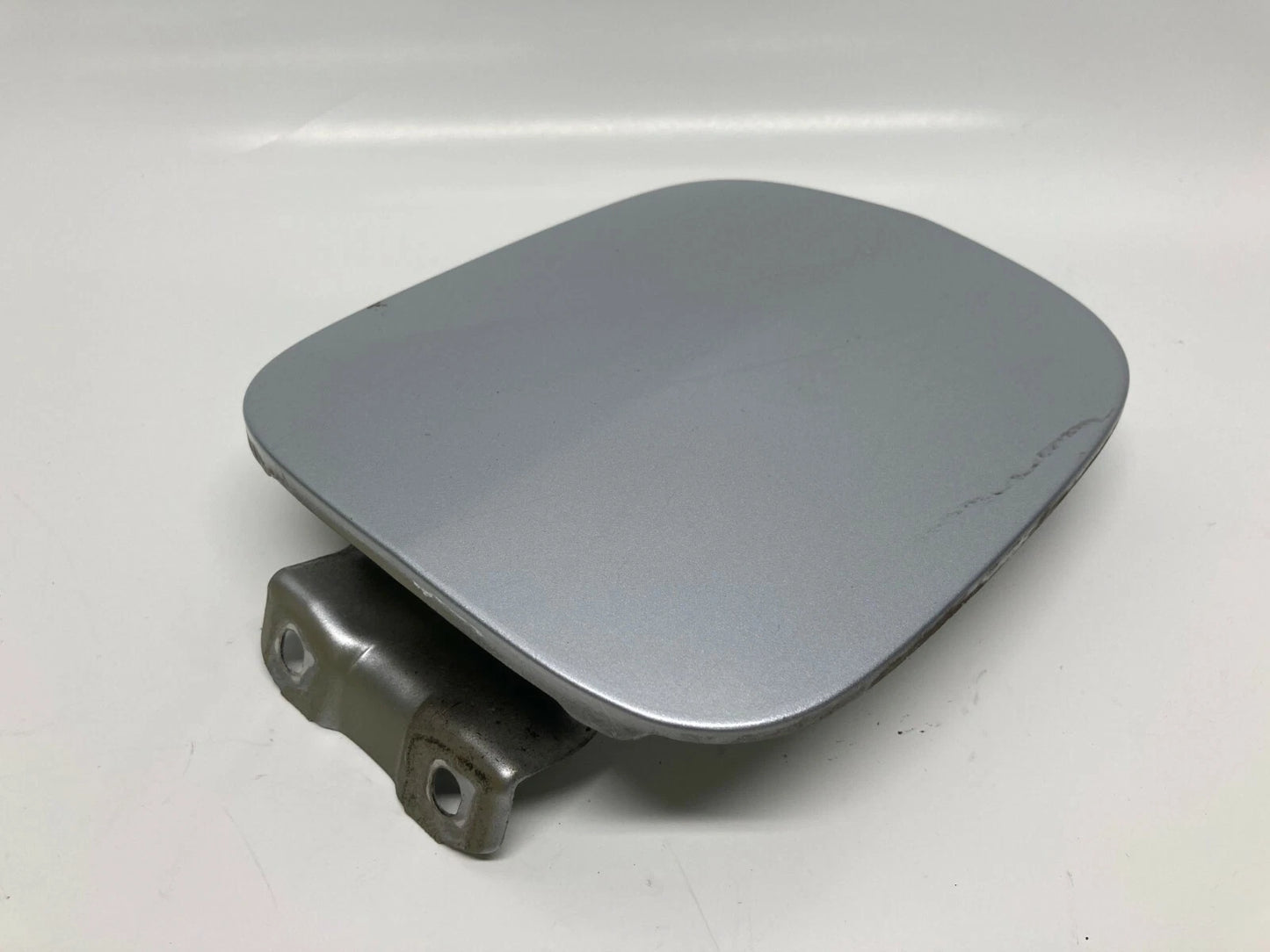 2003-2005 HONDA ACCORD SEDAN FUEL GAS TANK DOOR LID COVER SILVER OEM FACTORY