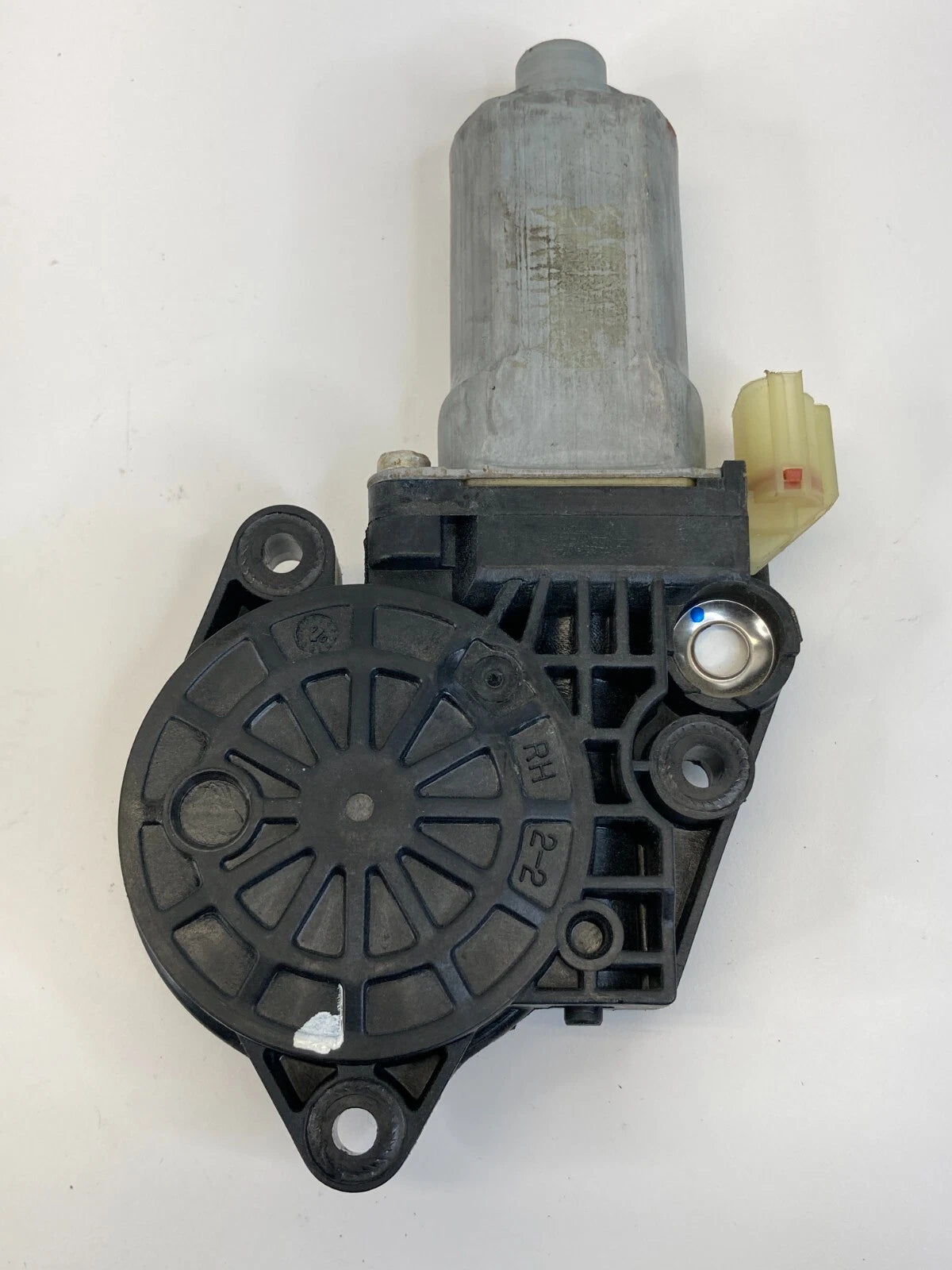 2001-2006 HYUNDAI ELANTRA FRONT LEFT DRIVER SIDE DOOR POWER DOOR WINDOW MOTOR