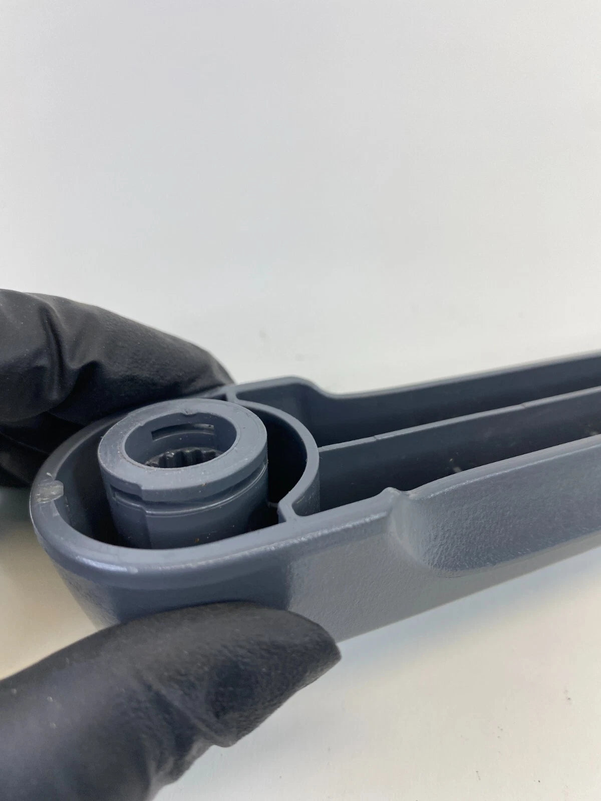 2005-2007 HONDA ODYSSEY REAR RH SIDE SLIDING DOOR INTERIOR INNER HANDLE GRAY OEM