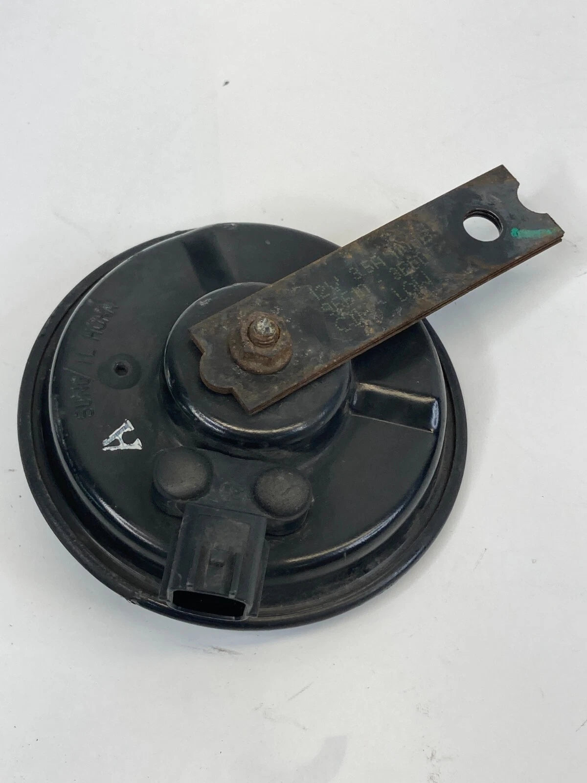 2005-2010 KIA SPORTAGE LOW NOTE PITCH SIREN ALARM HORN 96610-3E000 OEM