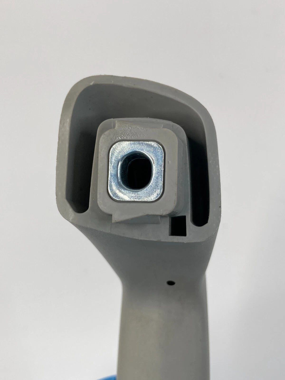 12-15 CHEVY CAPTIVA SPORT W/O SUNROOF REAR LEFT INNER GRAB GRIP ASSIST HANDLE