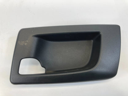 04-06 SRX 03-07 CADILLAC CTS REAR LEFT DOOR INNER HANDLE BEZEL TRIM 25752965 OEM