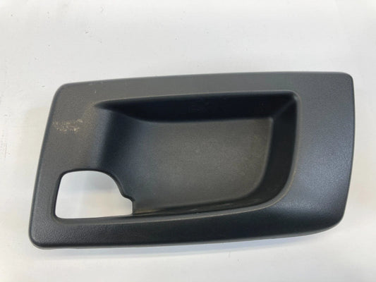 04-06 SRX 03-07 CADILLAC CTS REAR LEFT DOOR INNER HANDLE BEZEL TRIM 25752965 OEM