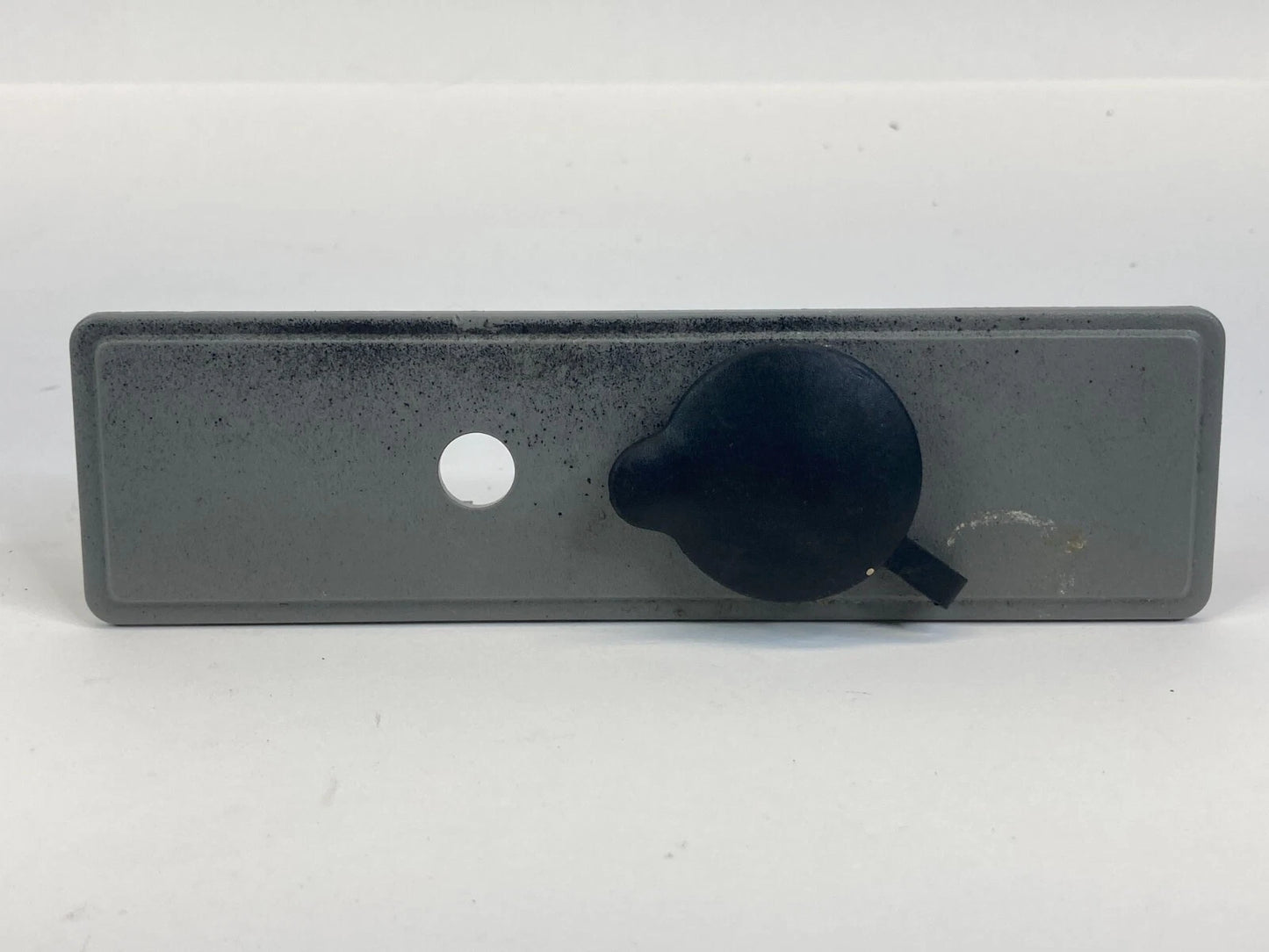 2009-2019 FORD FLEX CENTER CONSOLE LIGHTER BEZEL COVER 8A83-74045A06-AOW