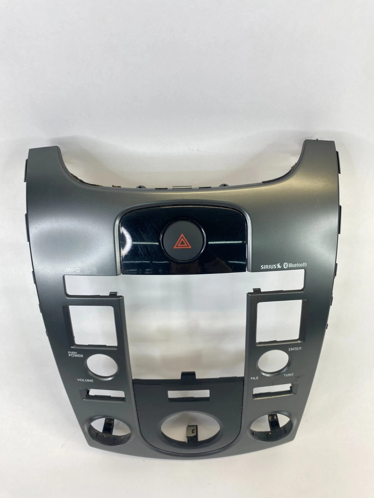 2010-2013 KIA FORTE RADIO DASH BEZEL TRIM CLIMATE CONTROL SURROUND COVER