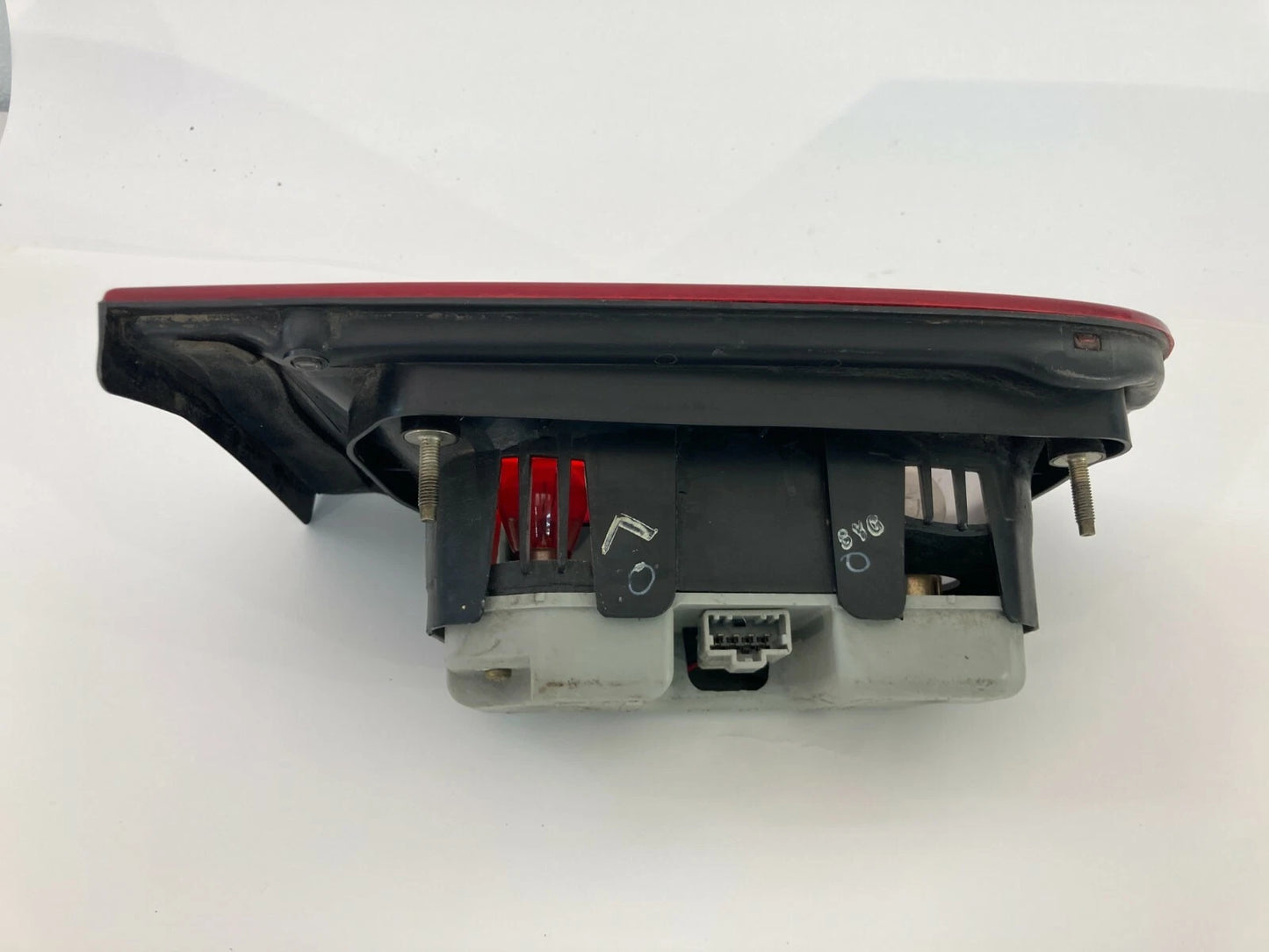 1998-2001 ACURA INTEGRA RIGHT PASSENGER SIDE TAIL LIGHT LAMP UNIT 226-22235 OEM