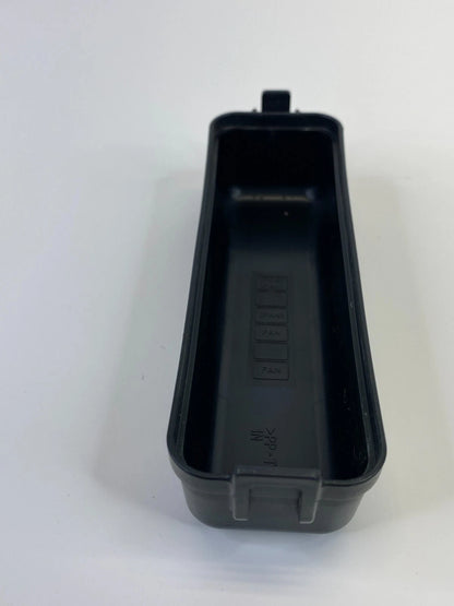 2000-2006 MAZDA MPV 2.5L A/T RELAY FUSE BOX UNIT JUNCTION BLOCK COVER CAP OEM